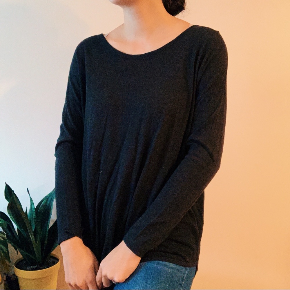 H&M Light black sweater